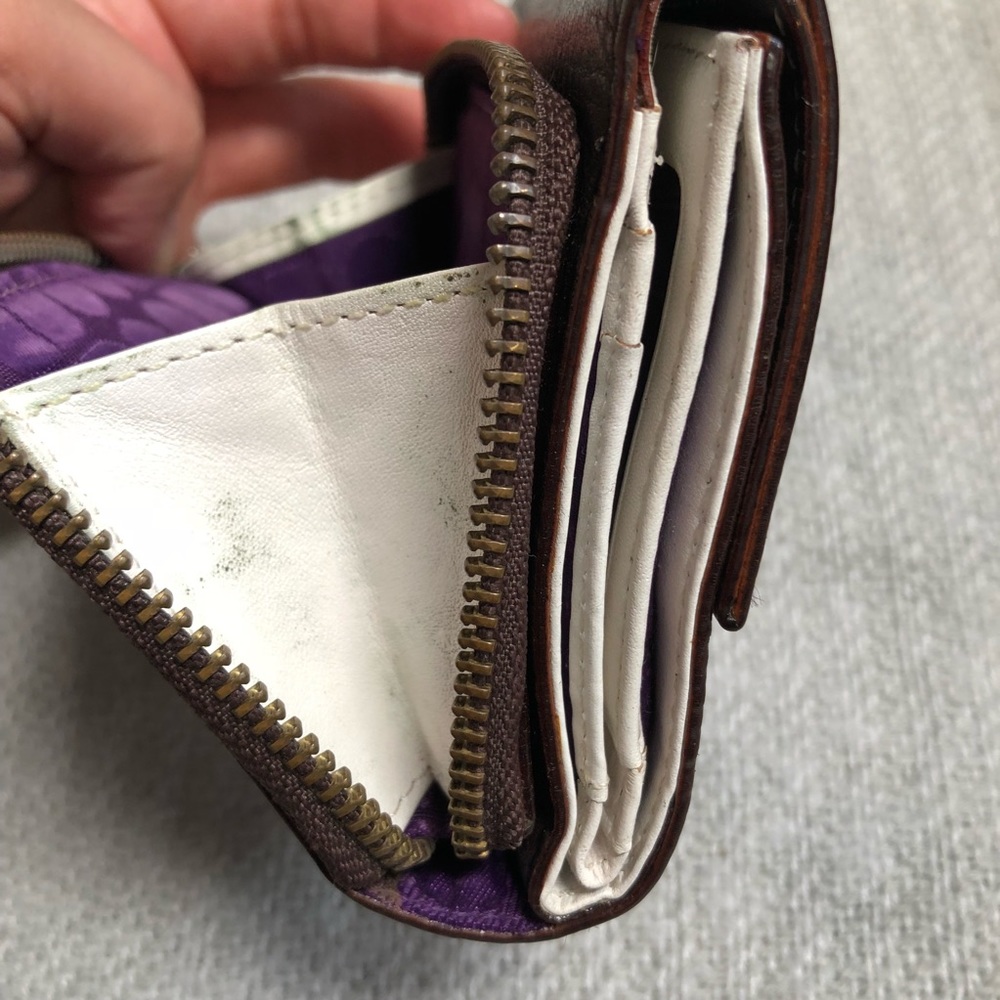 KATE SPADE SPACIOUS WALLET - Picture 4 of 8